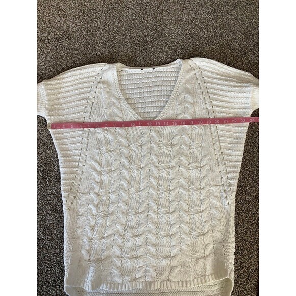 Express White Cable Knit V-Neck Sweater Tunic – Size small - Picture 4 of 5